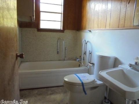 1301 S Roy St # b, Dewitt, AR 72042 photo 12
