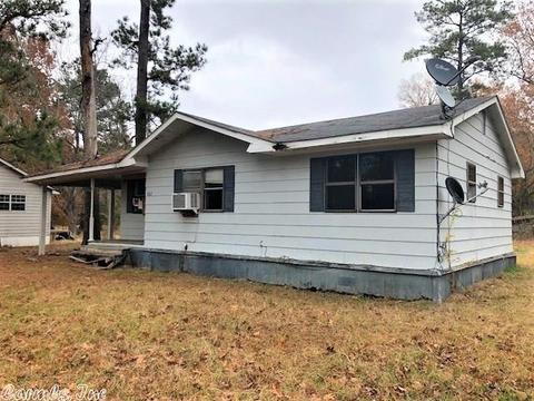 907 S 6th St, Gurdon, AR 71743 photo 1