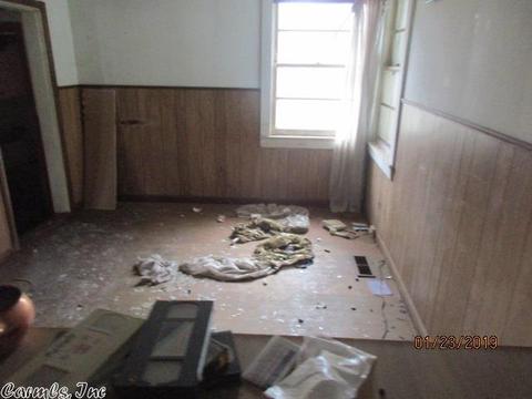 1317 S Hickory St, Pine Bluff, AR 71601 photo 5