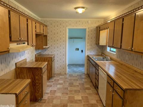103 E Fox St, Beebe, AR 72012 photo 11