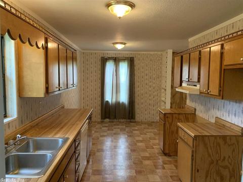 103 E Fox St, Beebe, AR 72012 photo 14