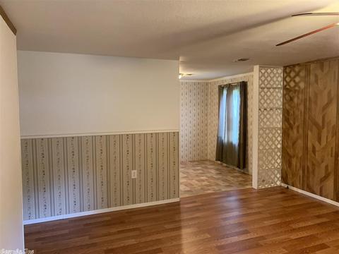 103 E Fox St, Beebe, AR 72012 photo 9