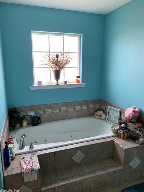 106 Farah, White Hall, AR 71602 photo 14
