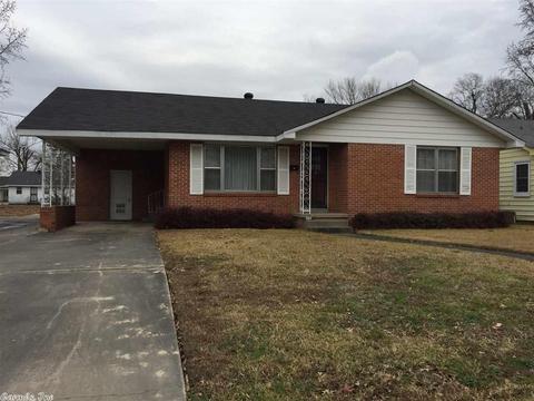 307 W 27, Pine Bluff, AR 71603 photo 1