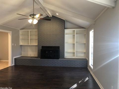 1915 Sunset Cv, Pine Bluff, AR 71603 photo 2