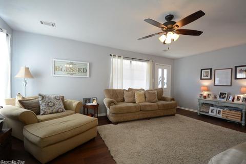 1720 Tudor Loop, Benton, AR 72019 photo 3
