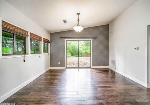 4 Willis Way, Conway, AR 72032 photo 8