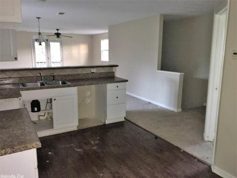 16467 Thomas Loop Rd, Benton, AR 72019 photo 4