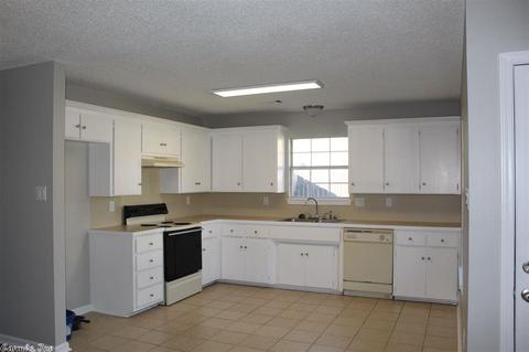 528 N N Smt, Benton, AR 72015 photo 5