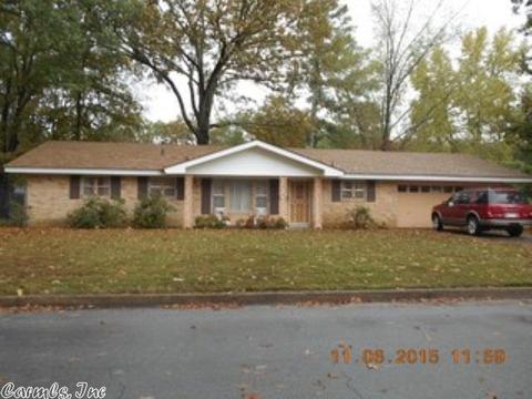 2504 W 38, Pine Bluff, AR 71603 photo 1