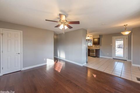 9110 Roman Ln, Jacksonville, AR 72076 photo 5