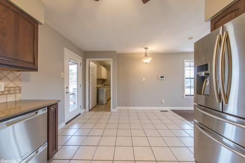9110 Roman Ln, Jacksonville, AR 72076 photo 13