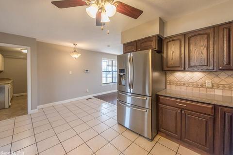 9110 Roman Ln, Jacksonville, AR 72076 photo 9