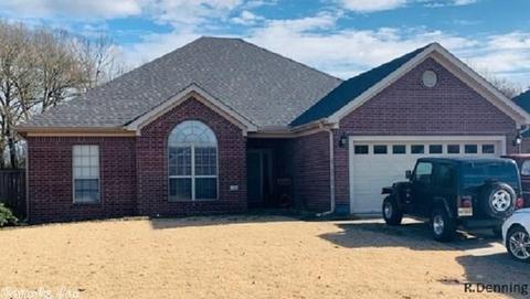 1210 Champions Dr, Conway, AR 72034 photo 1