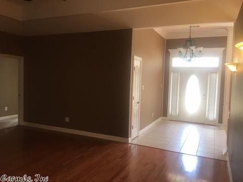 520 Colonial Dr, Bryant, AR 72022 photo 5