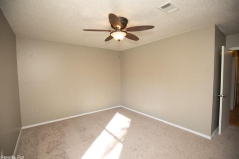 90 Rolling Oaks Dr, Maumelle, AR 72113 photo 13
