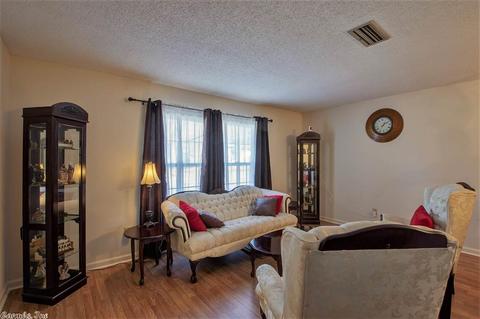 306 Steve Dr, Pine Bluff, AR 71603 photo 8
