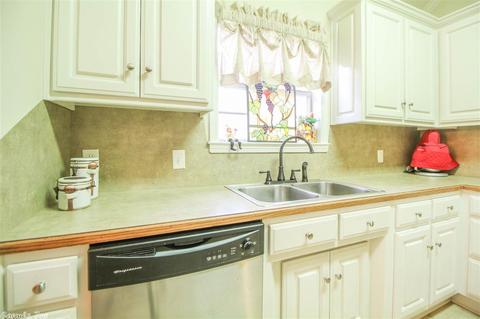 903 Queens Ct, Benton, AR 72019 photo 17