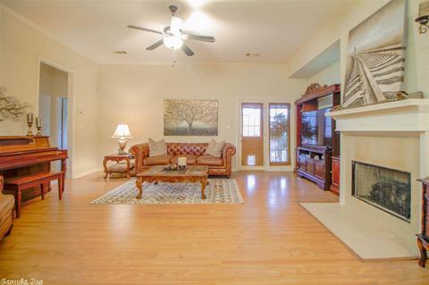 903 Queens Ct, Benton, AR 72019 photo 5