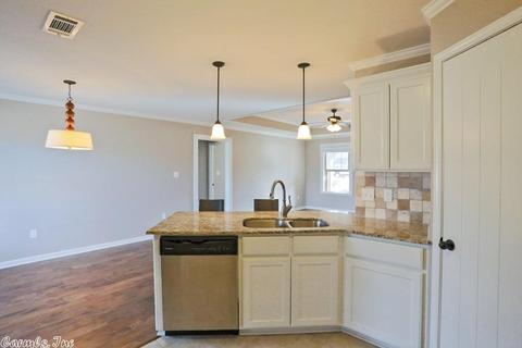 909 Huck Finn Blvd, Redfield, AR 72132 photo 16