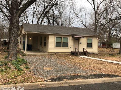 2020 Independence, Conway, AR 72034 photo 1