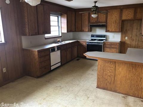 1119 E North St, Benton, AR 72015 photo 5