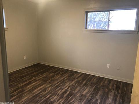 720 Third, Conway, AR 72032 photo 11