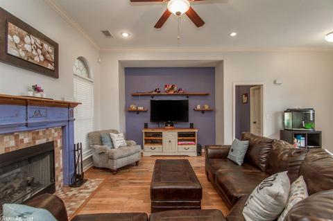 321 Madison, Benton, AR 72015 photo 4