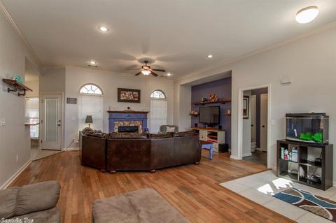 321 Madison, Benton, AR 72015 photo 7