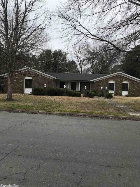 2204 W 42nd, Pine Bluff, AR 71603 photo 1