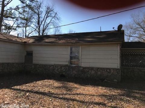 415 E 6th St, Lonoke, AR 72086 photo 4