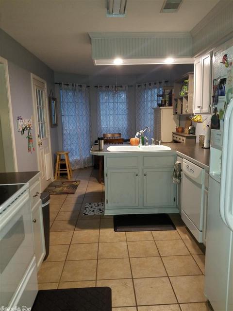 2500 Peabody, Conway, AR 72032 photo 6