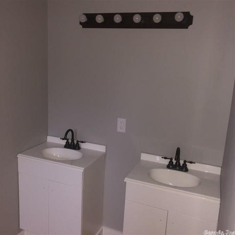 1916 Lee St, Conway, AR 72034 photo 6