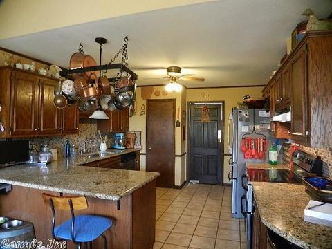 13 Foxcroft Ln, Pine Bluff, AR 71603 photo 4