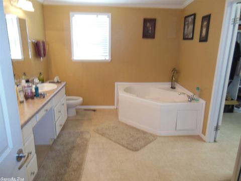 403 1st St, Mcrae, AR 72102 photo 12