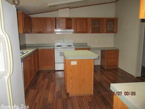 305 Daniel Dr, Bismarck, AR 71929 photo 5