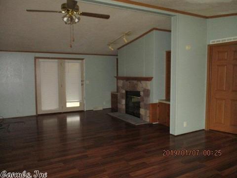 305 Daniel Dr, Bismarck, AR 71929 photo 4