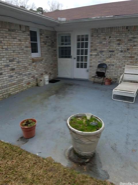 3009 SW Taylor Dr, Pine Bluff, AR 71603 photo 3