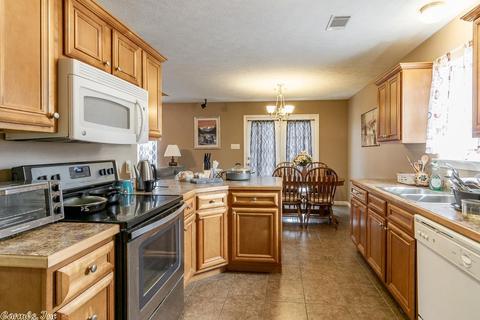 1790 Milestone, Conway, AR 72034 photo 8