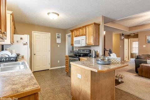1790 Milestone, Conway, AR 72034 photo 7