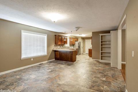 610 E German Ln, Conway, AR 72032 photo 7