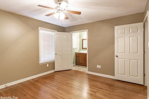 610 E German Ln, Conway, AR 72032 photo 15