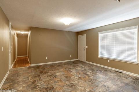 610 E German Ln, Conway, AR 72032 photo 13