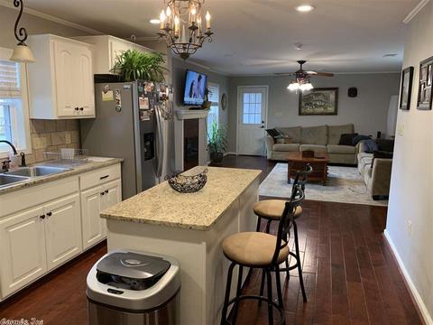 703 Hudson, Pine Bluff, AR 71603 photo 2