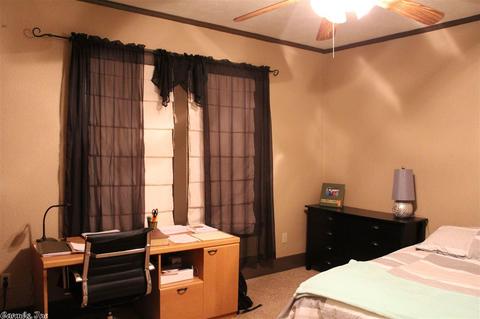 319 Ash St, Conway, AR 72034 photo 7
