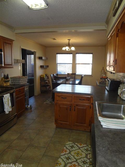 2305 E Lakeview, Benton, AR 72015 photo 9