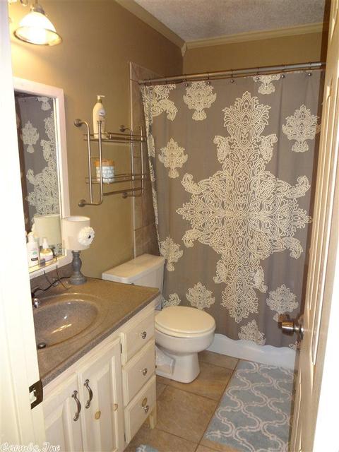 2305 E Lakeview, Benton, AR 72015 photo 12