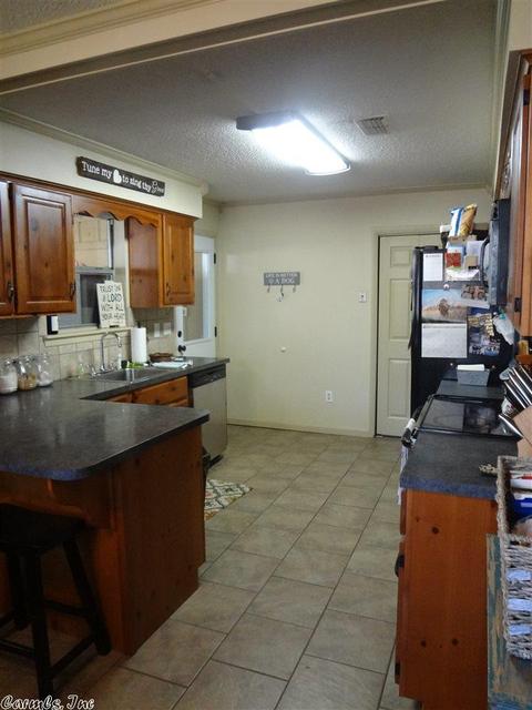 2305 E Lakeview, Benton, AR 72015 photo 6