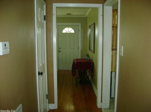 409 Troutt Ave, Benton, AR 72019 photo 3