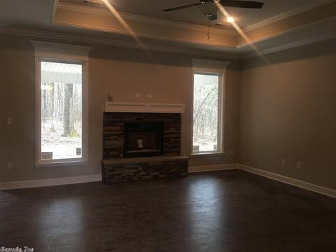 9048 Greenstone Dr, Alexander, AR 72002 photo 2